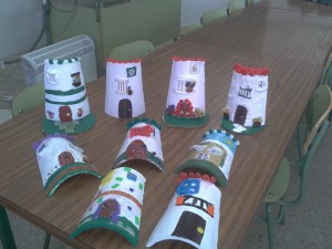 El Ecotaller quiere mostrar algunos de los trabajos realizados por su alumnado. Reciclado y creatividad