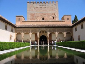 Alhambra-of-Granada-Photo4