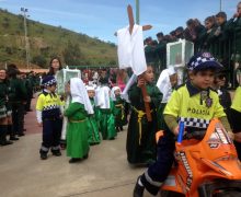 Procesión en el Colegio